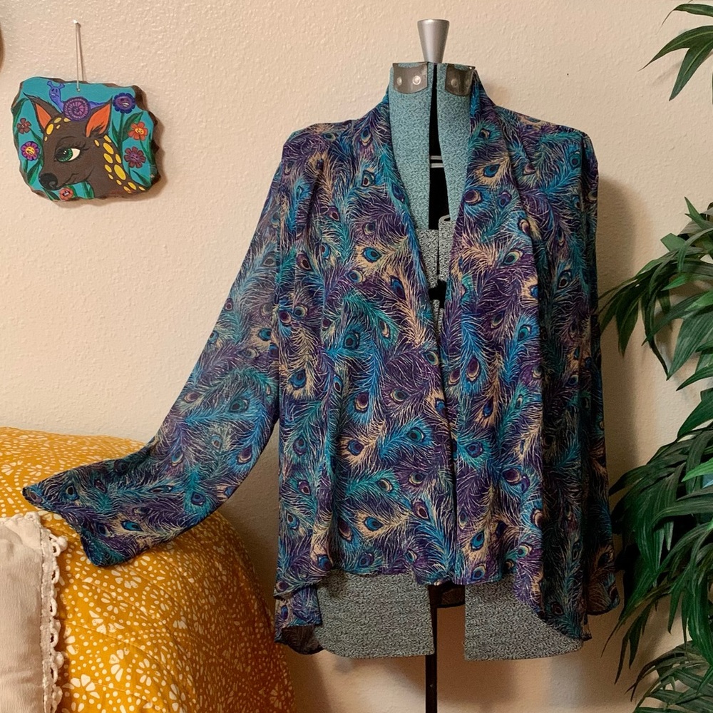 🦚 Size XL peacock feather pattern sheer kimono top 🦚